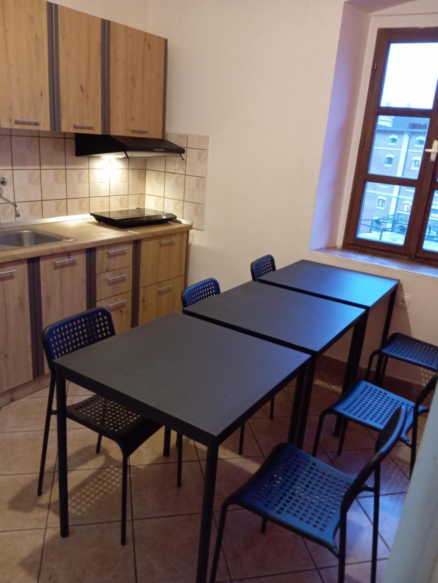 Hostel Kvarner- Private Rooms & Dorms Rijeka Extérieur photo