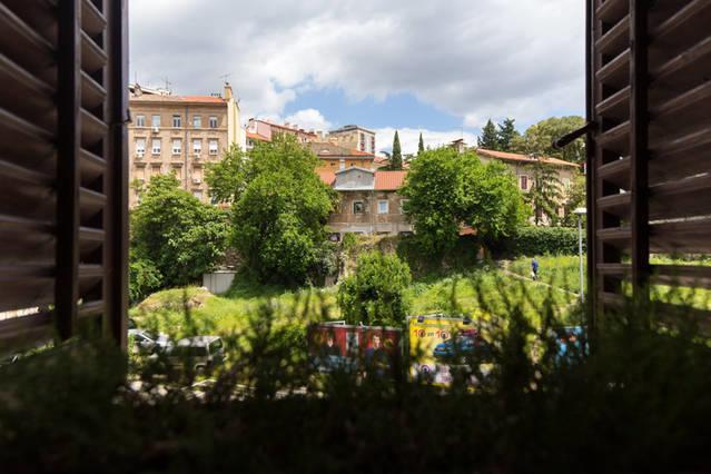 Hostel Kvarner- Private Rooms & Dorms Rijeka Extérieur photo